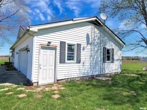 5664 Ginger Rd, Flora, IL 62839 photo 11