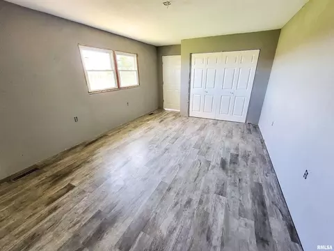 5664 Ginger Rd, Flora, IL 62839 photo 27