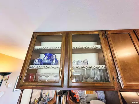 918 W 5th St, Flora, IL 62839 photo 14