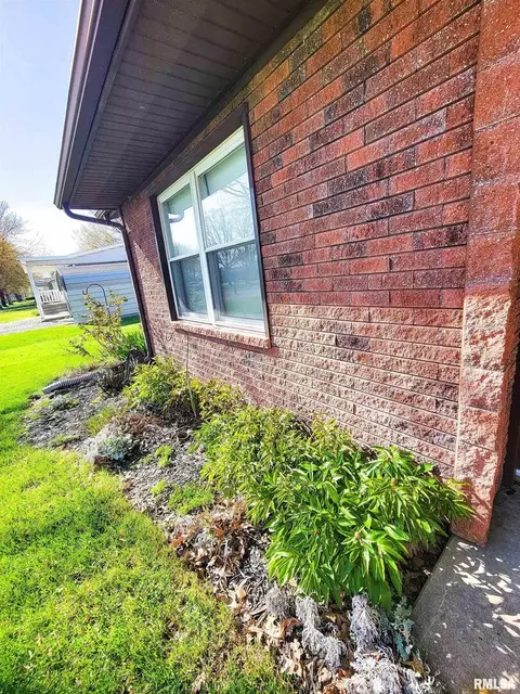 918 W 5th St, Flora, IL 62839 photo 59