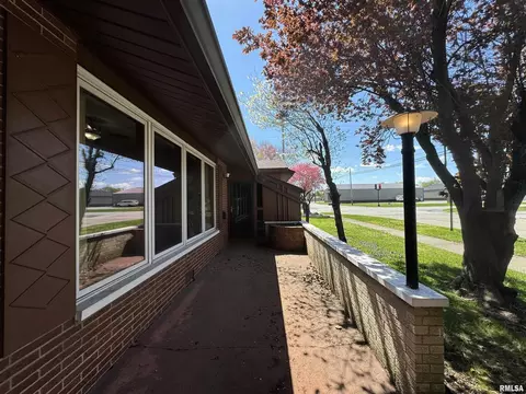 104 N Mill St, Flora, IL 62839 photo 58