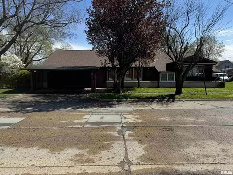104 N Mill St, Flora, IL 62839 photo 48