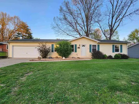 1000 S 34th St, Mount Vernon, IL 62864