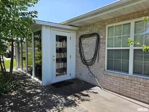 623 Lake Harbor Dr, Marion, IL 62959 photo 30