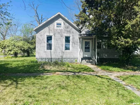 536 S Cherry St, Centralia, IL 62801
