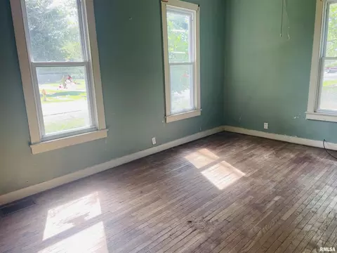 536 S Cherry St, Centralia, IL 62801 photo 14