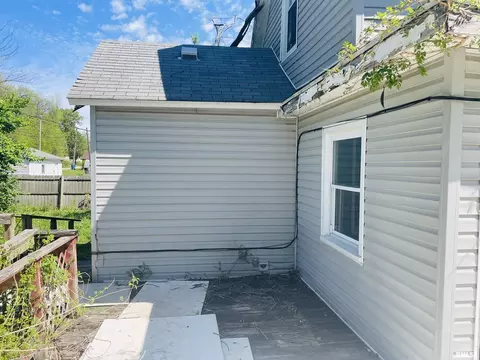 536 S Cherry St, Centralia, IL 62801 photo 6
