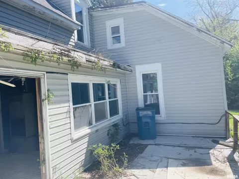 536 S Cherry St, Centralia, IL 62801 photo 5