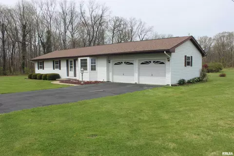 5403 Brubaker Rd, Salem, IL 62881 photo 2