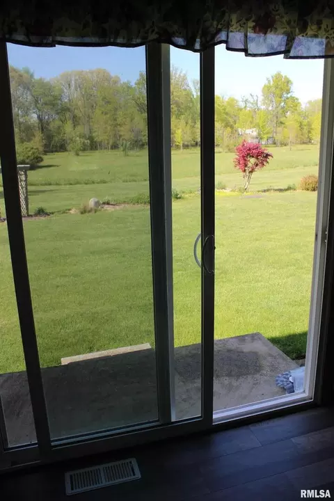 5403 Brubaker Rd, Salem, IL 62881 photo 8