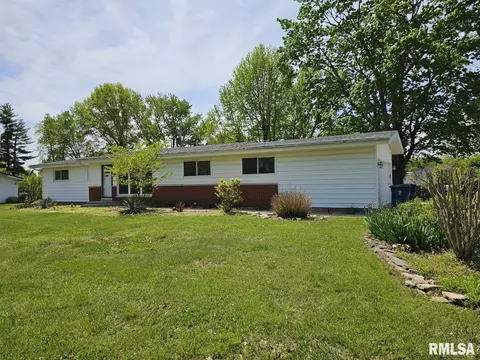 13 Cherry Dr, Mount Vernon, IL 62864 photo 7