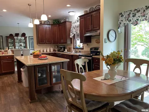 200 Poole Ln, Anna, IL 62906 photo 22