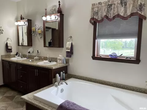 200 Poole Ln, Anna, IL 62906 photo 39