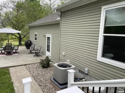 200 Poole Ln, Anna, IL 62906 photo 15