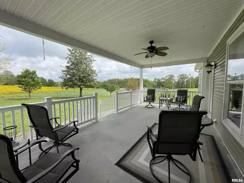200 Poole Ln, Anna, IL 62906 photo 12