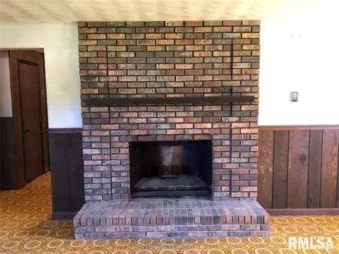 707 Boyd Ave, Iuka, IL 62849 photo 8