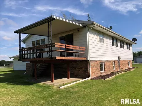 707 Boyd Ave, Iuka, IL 62849 photo 2