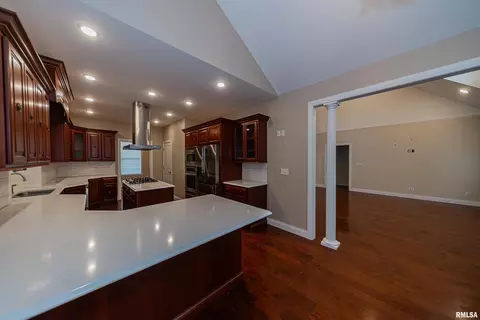 203 E Flora, Valier, IL 62891 photo 16