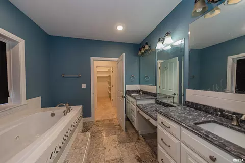 203 E Flora, Valier, IL 62891 photo 29