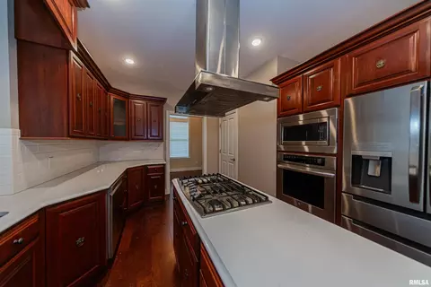 203 E Flora, Valier, IL 62891 photo 18