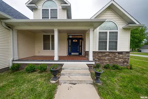 203 E Flora, Valier, IL 62891 photo 5