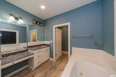 203 E Flora, Valier, IL 62891 photo 26