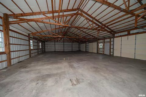 203 E Flora, Valier, IL 62891 photo 52