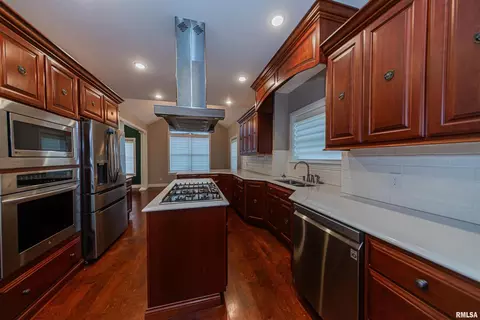 203 E Flora, Valier, IL 62891 photo 20