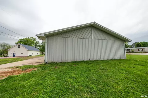 203 E Flora, Valier, IL 62891 photo 60