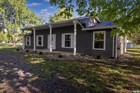 301 E Ford St, Energy, IL 62933