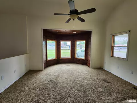 540 E North Ave, Flora, IL 62839 photo 5