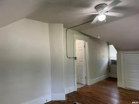203 Freeman St, Anna, IL 62906 photo 26