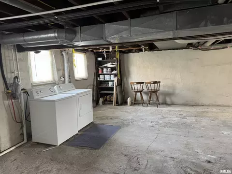 203 Freeman St, Anna, IL 62906 photo 35