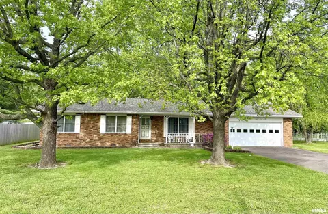 209 N Illinois Ave, West Frankfort, IL 62896