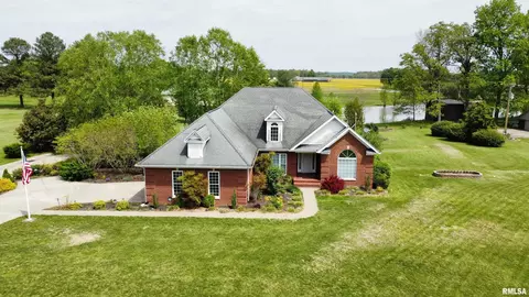 4639 Pinewood Ln, Metropolis, IL 62960