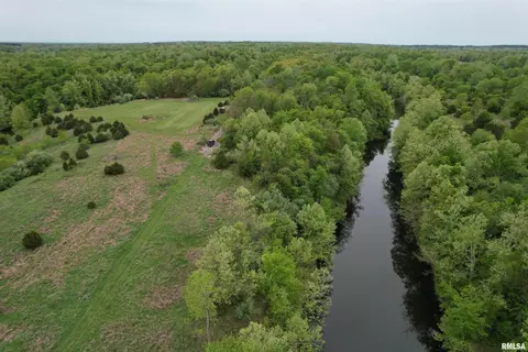 000 Shady Rest Rd, Marion, IL 62959