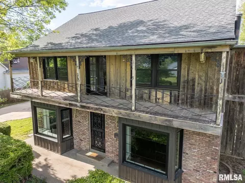 204 E Allen St, Marion, IL 62959 photo 32
