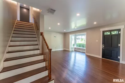 204 E Allen St, Marion, IL 62959 photo 21