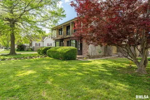 204 E Allen St, Marion, IL 62959 photo 52