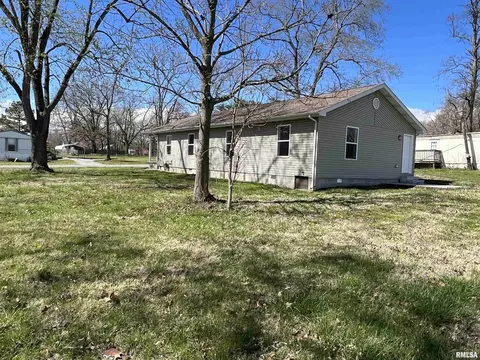 1202 Broadway St, Eldorado, IL 62930 photo 6