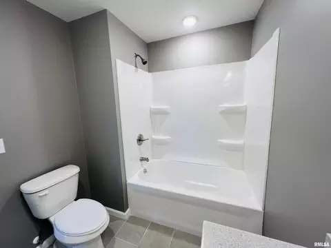 1202 Broadway St, Eldorado, IL 62930 photo 22