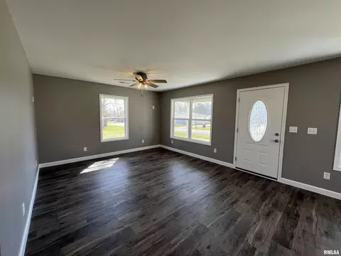 1202 Broadway St, Eldorado, IL 62930 photo 16