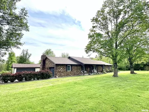 1190 Green Street Rd, Centralia, IL 62801