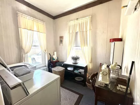 219 N Cherry St, Centralia, IL 62801 photo 11
