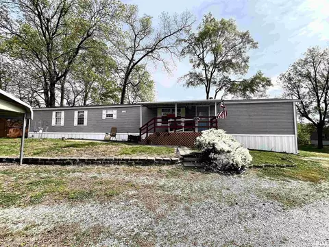 91 Juniper Dr, Carbondale, IL 62902