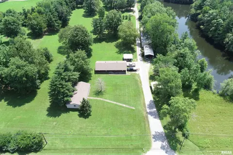 1457 Highway 145 S Hwy, Harrisburg, IL 62946