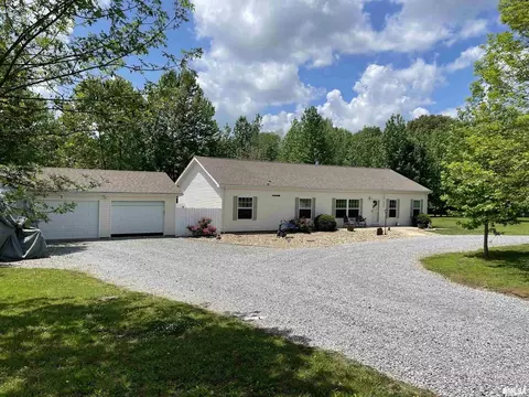 250 Honeysuckle Ln, Vienna, IL 62995