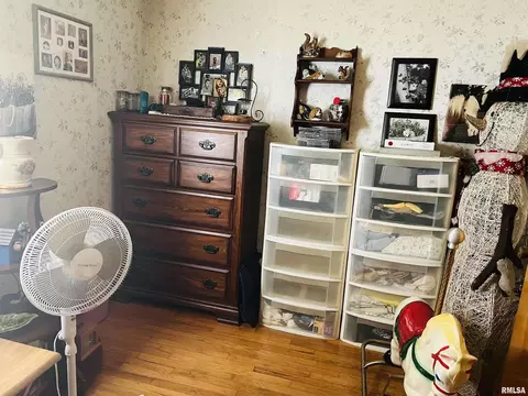 460 Old Broughton Rd, Eldorado, IL 62930 photo 9