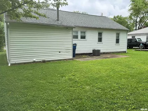 234 Austin St, Flora, IL 62839 photo 27