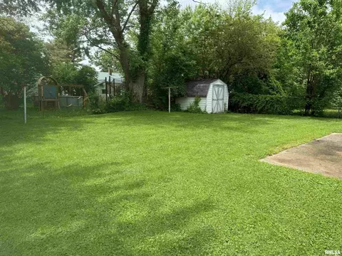234 Austin St, Flora, IL 62839 photo 23